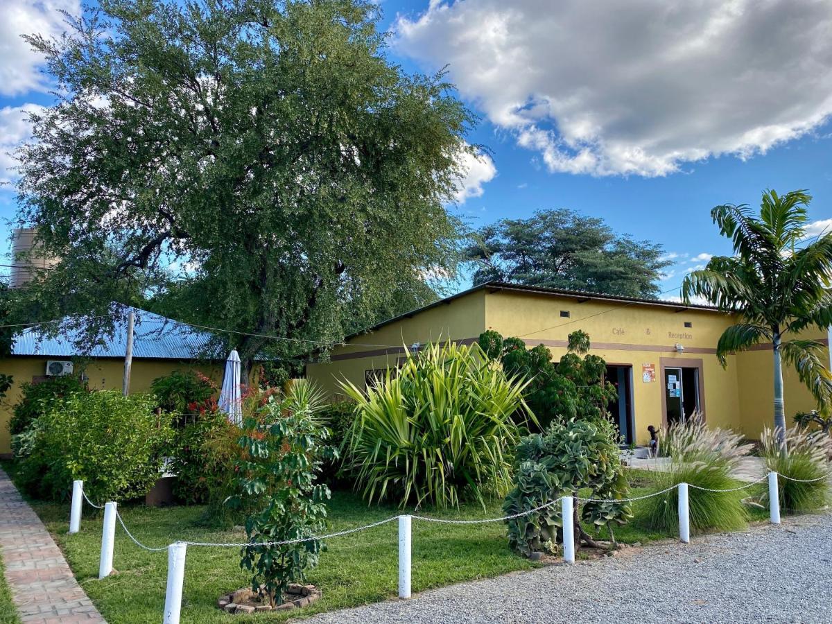 Divundu Guest House Exterior photo
