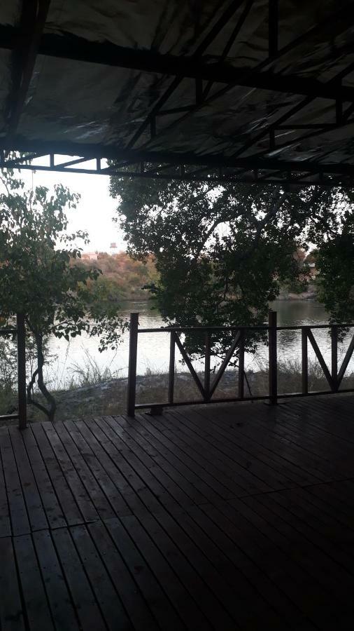 Divundu Guest House Exterior photo